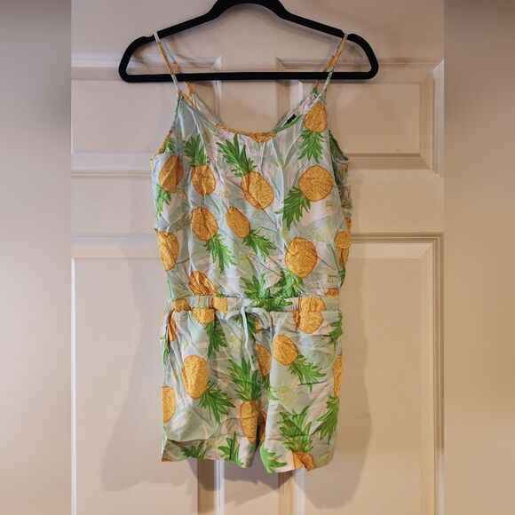 Tipsy Elves multicolored sleeveless shorts romper with pockets M - Picture 1 of 4